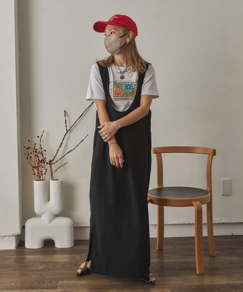 feepur by saya（フェピュールバイサヤ）の「アソートアートプリントTee（Tシャツ/カットソー・レディース・ブラック/ホワイト系/ブラック系/ホワイト・MEDIUM）」の11枚目の写真