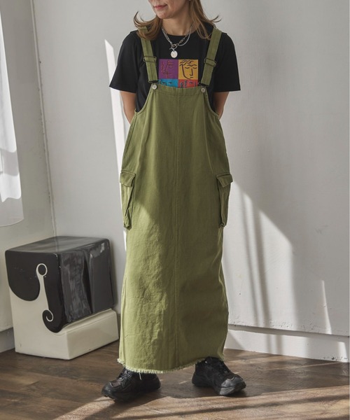 feepur by saya（フェピュールバイサヤ）の「アソートアートプリントTee（Tシャツ/カットソー・レディース・ブラック/ホワイト系/ブラック系/ホワイト・MEDIUM）」の18枚目の写真