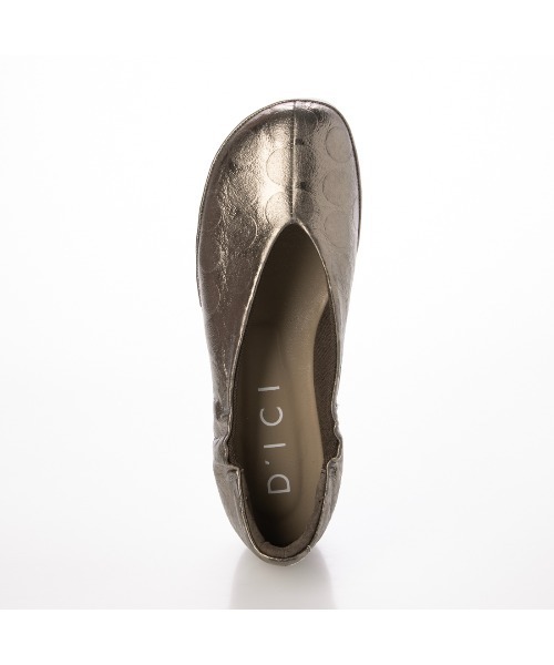 D'ICI（ディッシィ）の「【新色追加】Vカットフラットパンプス（パンプス・レディース・ブラック/ブルー/アイボリー/ブラック系その他2/ホワイト×グレー・22.5cm/23cm/23.5cm/24cm/24.5cm/21.5㎝/22cm/25cm）」の12枚目の写真