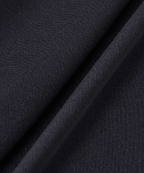 ANAYI(アナイ)の「【セットアップ対応商品】ストレッチサテンキャミソール ブラウス(その他トップス・レディース・ベージュ/ネイビー/コーラル・38)」の20枚目の写真