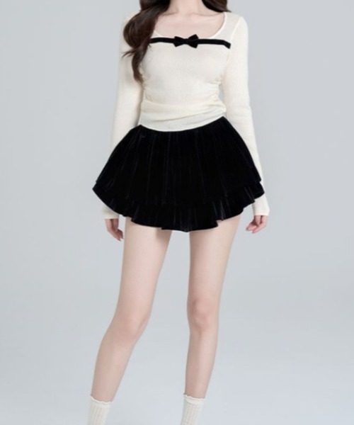 Mejoul（メジュール）の「ベロアリボンラウンドネック サイドギャザータイトピチニット（ニット/セーター・レディース・レッド/ホワイト/ブラック・M/L/F）」の4枚目の写真