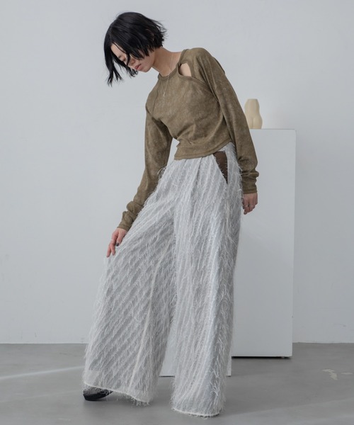 VACANCY（ヴァカンシー）の「フリンジレイヤードワイドパンツ（スラックス・レディース・ブラック/アイボリー・SMALL/MEDIUM/LARGE）」の3枚目の写真