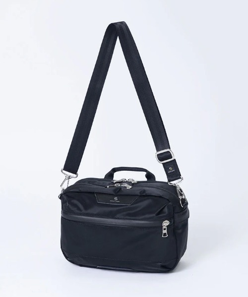 master-piece(マスターピース)の「【master-piece /マスターピース】 Progress SHOULDER BAG(ショルダーバッグ・メンズ・ブラック/ネイビー・FREE)」の1枚目の写真