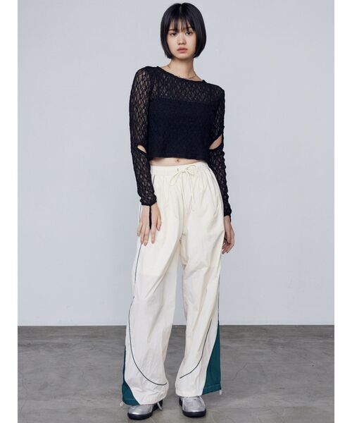 EMODA（エモダ）の「レースハングカットトップ（Tシャツ/カットソー・レディース・ホワイト/ブラック/ネイビー・FREE）」の7枚目の写真