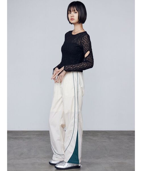 EMODA（エモダ）の「レースハングカットトップ（Tシャツ/カットソー・レディース・ホワイト/ブラック/ネイビー・FREE）」の8枚目の写真