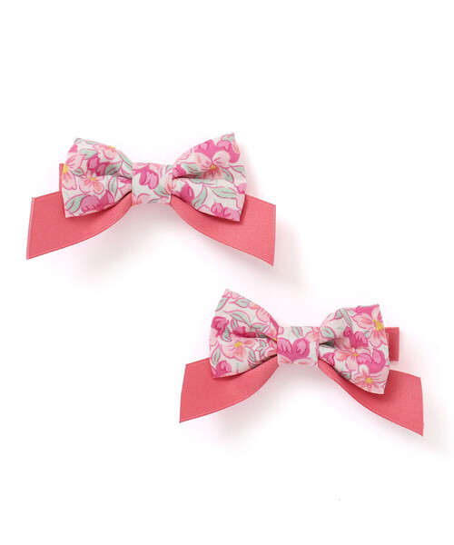 Tartine et Chocolat（タルティーヌエショコラ）の「【日本製】【お揃い】リバティ(Aralia Pansy)タナローンヘアクリップ（ヘアゴム・キッズ・パープル系その他/ピンク系その他・FREE）」の2枚目の写真