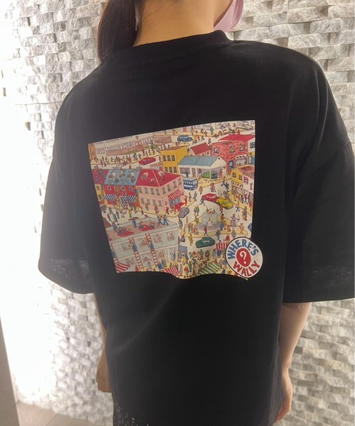 ALWAYS GOOD TIME(オルウェイズグッドタイム)の「【Where's Wally/ウォーリーを探せ】天竺 BOXシルエット/WIDシルエット型 プリント/刺繍 半袖Tシャツ(Tシャツ/カットソー・レディース・ピンク/ホワイト系2/ホワイト系1/ネイビー/クリーム/サックスブルー/グレー/ブラック・L/M)」の4枚目の写真