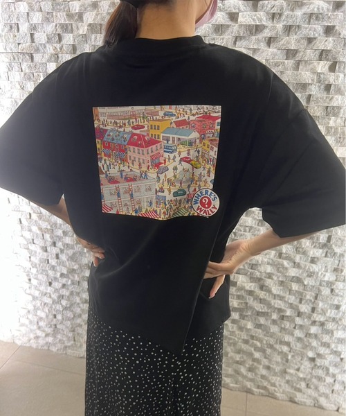 ALWAYS GOOD TIME(オルウェイズグッドタイム)の「【Where's Wally/ウォーリーを探せ】天竺 BOXシルエット/WIDシルエット型 プリント/刺繍 半袖Tシャツ(Tシャツ/カットソー・レディース・ピンク/ホワイト系2/ホワイト系1/ネイビー/クリーム/サックスブルー/グレー/ブラック・L/M)」の11枚目の写真