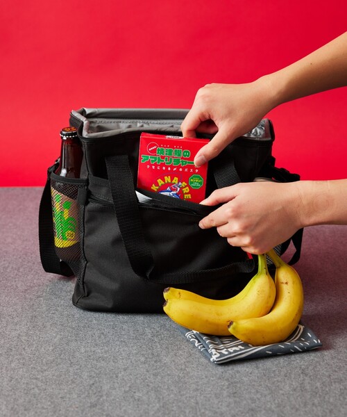 NANGA（ナンガ）の「NANGA × FREAK'S STORE/ナンガ × フリークスストア 別注 SOFT COOLER 10L ソフトクーラー 10L（アウトドアグッズ・メンズ・ブラック/グレー・ONE SIZE）」の16枚目の写真