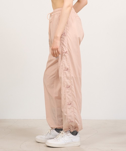Nora Lily elle(ノラリリーエル)の「【Nora Lily】「elle」Shirring Bare Top(その他トップス・レディース・ベビーピンク/ブルーグレー/ブラック・FREE)」の20枚目の写真