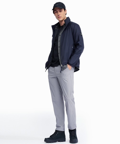 AIGLE（エーグル）の「撥水 ライトウェイト パッカブルフーデッドナイロンジャケット / フード収納可（ナイロンジャケット・メンズ・ネイビー/ブルーグリーン・L/M/XL/S）」の21枚目の写真