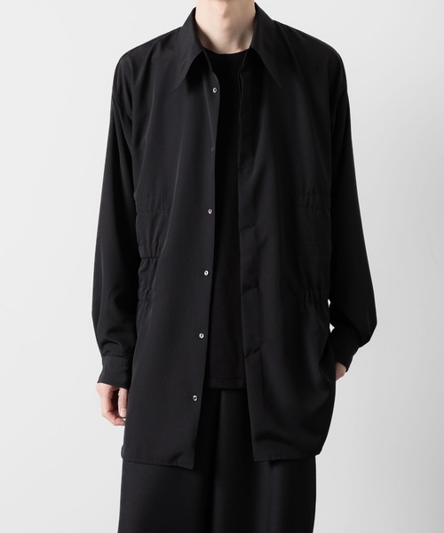 ato(アトウ)の「OVERSIZED SHIRRING SHIRT(シャツ/ブラウス・メンズ・ホワイト/ブラック・44/48/46)」の22枚目の写真