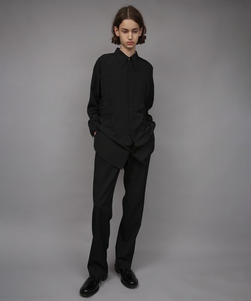 ato(アトウ)の「OVERSIZED SHIRRING SHIRT(シャツ/ブラウス・メンズ・ホワイト/ブラック・44/48/46)」の17枚目の写真
