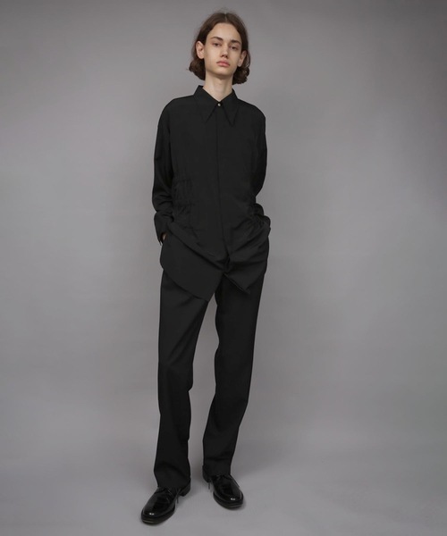 ato(アトウ)の「OVERSIZED SHIRRING SHIRT(シャツ/ブラウス・メンズ・ホワイト/ブラック・44/48/46)」の18枚目の写真
