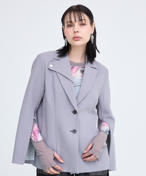 casane(カサネ)の「CASANE(カサネ)別注スリーブファスナージャケット(テーラードジャケット・レディース・ブラック/グレー・F)」の2枚目の写真