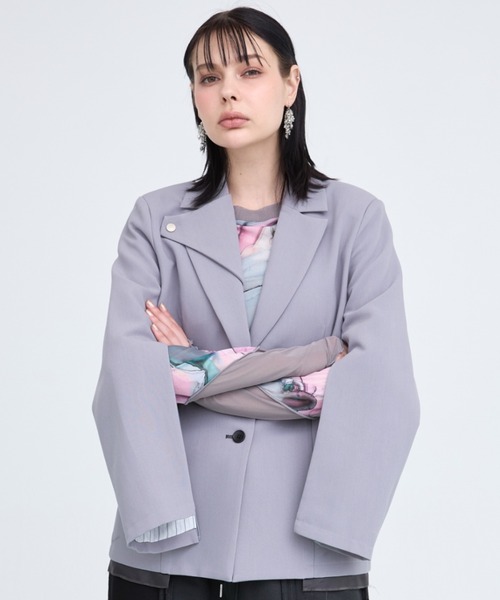casane(カサネ)の「CASANE(カサネ)別注スリーブファスナージャケット(テーラードジャケット・レディース・ブラック/グレー・F)」の18枚目の写真