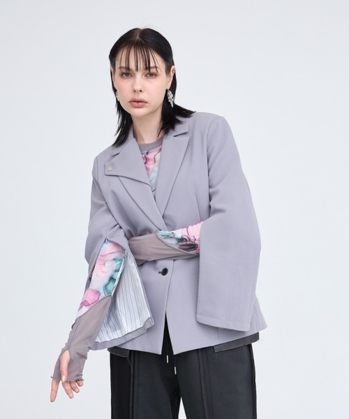 casane(カサネ)の「CASANE(カサネ)別注スリーブファスナージャケット(テーラードジャケット・レディース・ブラック/グレー・F)」の14枚目の写真
