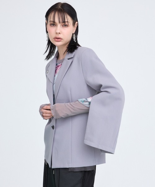 casane(カサネ)の「CASANE(カサネ)別注スリーブファスナージャケット(テーラードジャケット・レディース・ブラック/グレー・F)」の11枚目の写真