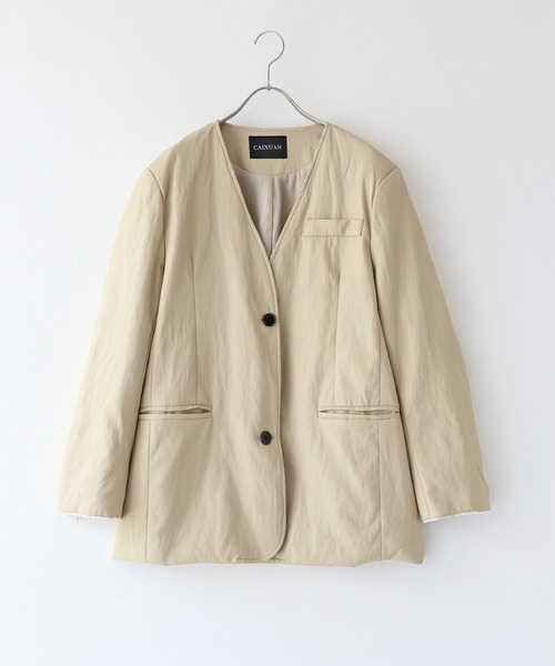 J by blue(ジェイバイブルー)の「レース切替ノーカラーレザージャケット(ノーカラージャケット・レディース・アイボリー/ブラック・MEDIUM)」の4枚目の写真