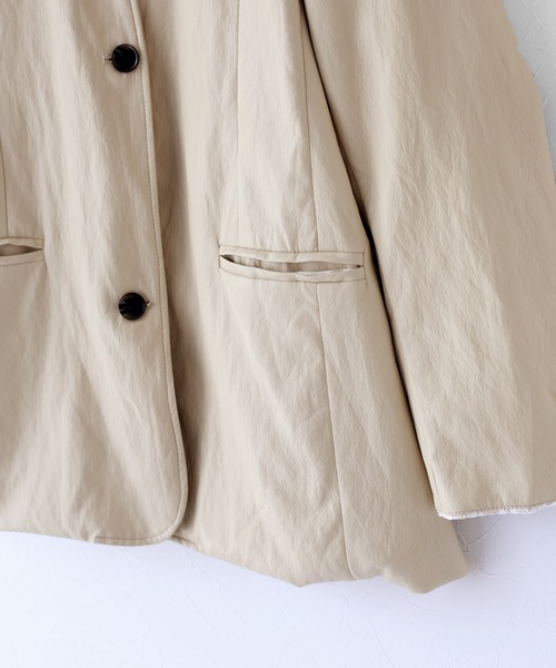 ヴィンテージVALENTINO ノーカラーレザージャケット ベージュ ヴィンテージVALENTINO ノーカラーレザージャケット ベージュ 2025年