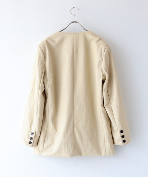 J by blue(ジェイバイブルー)の「レース切替ノーカラーレザージャケット(ノーカラージャケット・レディース・アイボリー/ブラック・MEDIUM)」の8枚目の写真