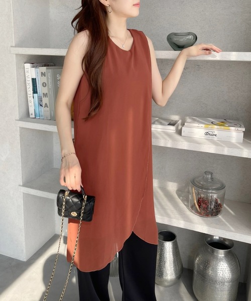 ▶新品未使用 / Loungedress リブノースリーブワンピース LOUNGEDRESS（ラウンジドレス）の「アシメリブワンピース