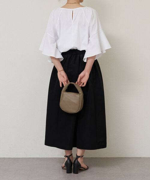 LIVETART(リヴェタート)の「フレアデザインスリーブブラウス(シャツ/ブラウス・レディース・ホワイト/グリーン・FREE)」の4枚目の写真