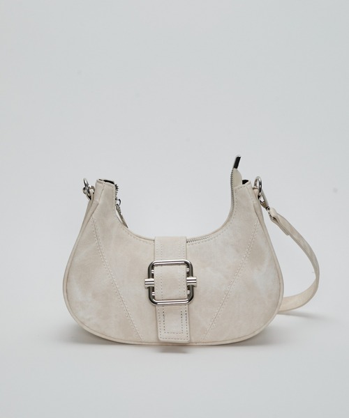 TITTY&CO.(ティティーアンドコー)の「ムーンカーブヴィンテージショルダー(ショルダーバッグ・レディース・ピンク/グレー/ブルー/アイボリー・FREE)」の2枚目の写真