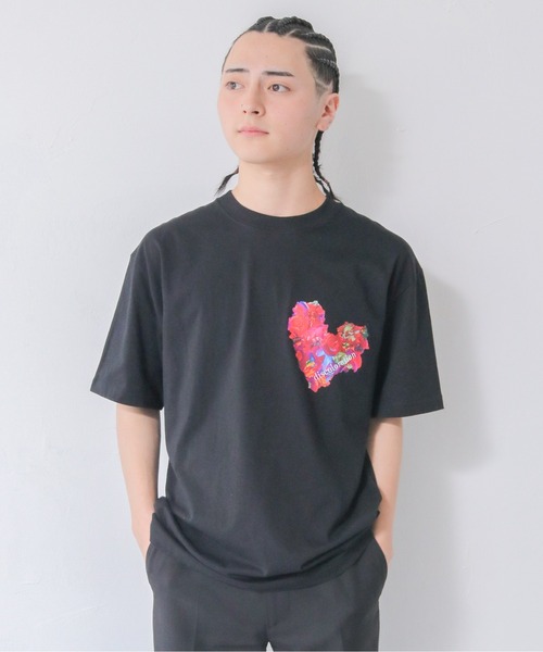 UNIT CHEST(ユニットチェスト)の「【UNIT CHEST】unique unisex T-shirt VTFAコラボT ”discoloration” by COCOA MITOMA(Tシャツ/カットソー・レディース・ホワイト/ブラック・S/M/L)」の2枚目の写真