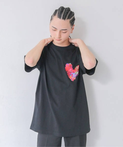 UNIT CHEST(ユニットチェスト)の「【UNIT CHEST】unique unisex T-shirt VTFAコラボT ”discoloration” by COCOA MITOMA(Tシャツ/カットソー・レディース・ホワイト/ブラック・S/M/L)」の9枚目の写真