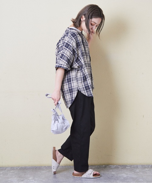 CUBE SUGAR（キューブシュガー）の「ストレッチツイルアンクルパンツ（その他パンツ・レディース・ブラック/ベージュ/ブルー/カーキ/グレー・M）」の7枚目の写真