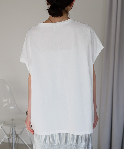 each(イーチ)の「ミニロゴフレンチスリーブワイドTシャツ(Tシャツ/カットソー・レディース・ホワイト/ブラック・FREE)」の7枚目の写真