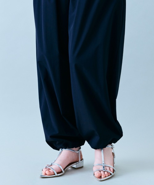 Audie a Muses(オーディアミューズ)の「スカラップカーゴパンツ(その他パンツ・レディース・ブラック/ベージュ/カーキ・38)」の21枚目の写真