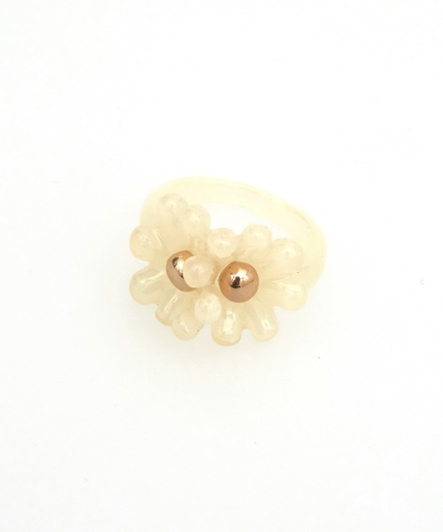 an meets zakka(アンミツザッカ)の「an meets zakka コンビフラワーレジンリング(14号)(リング・レディース・アイボリー/ライトブルー/グレー/ホワイト/ピンク/レッド/イエロー・FREE)」の1枚目の写真