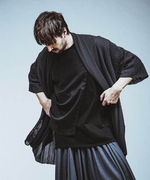 NO ID.(ノーアイディ)の「【NO ID.】Rivet Drape Big T-shirt / リベット ドレープ ビッグ Tシャツ(Tシャツ/カットソー・メンズ・グレー/ブラック/ホワイト・ONE SIZE)」の10枚目の写真