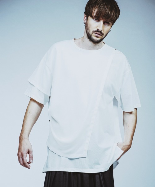 NO ID.(ノーアイディ)の「【NO ID.】Rivet Drape Big T-shirt / リベット ドレープ ビッグ Tシャツ(Tシャツ/カットソー・メンズ・グレー/ブラック/ホワイト・ONE SIZE)」の13枚目の写真