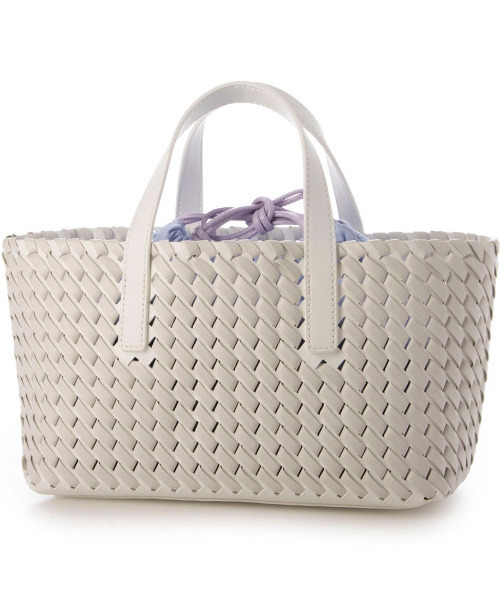 cache cache(カシュ カシュ)の「カシュカシュ cachecache / コードかがり横長トートバッグ(トートバッグ・レディース・ブラック/アイボリー/シルバー・FREE)」の4枚目の写真