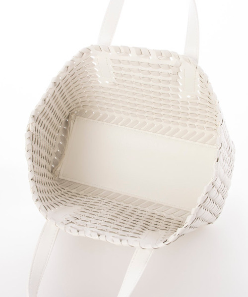 cache cache(カシュ カシュ)の「カシュカシュ cachecache / コードかがり横長トートバッグ(トートバッグ・レディース・ブラック/アイボリー/シルバー・FREE)」の8枚目の写真