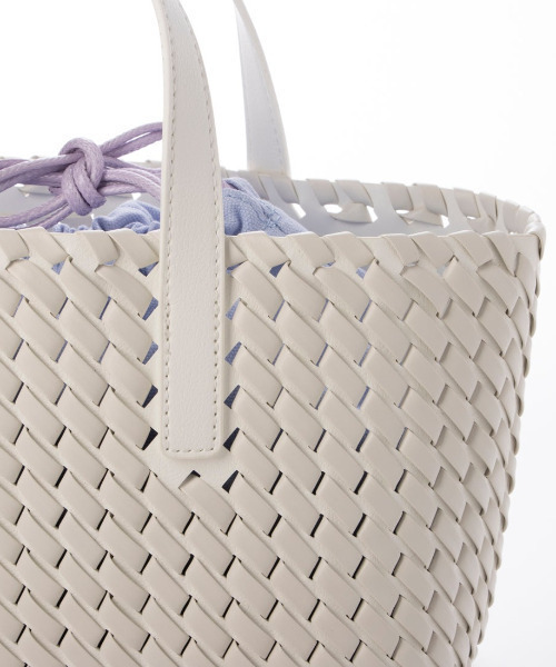 cache cache(カシュ カシュ)の「カシュカシュ cachecache / コードかがり横長トートバッグ(トートバッグ・レディース・ブラック/アイボリー/シルバー・FREE)」の10枚目の写真