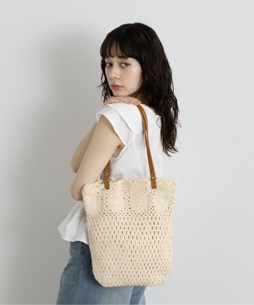 Lunea（ルネア）の「クロシェサマートートバッグ（トートバッグ・レディース・ホワイト/ブラウン・FREE）」の8枚目の写真