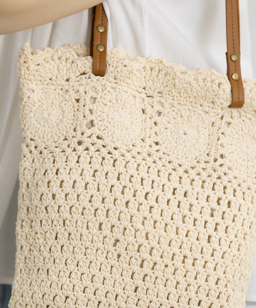 Lunea（ルネア）の「クロシェサマートートバッグ（トートバッグ・レディース・ホワイト/ブラウン・FREE）」の11枚目の写真