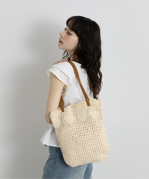 Lunea（ルネア）の「クロシェサマートートバッグ（トートバッグ・レディース・ホワイト/ブラウン・FREE）」の7枚目の写真