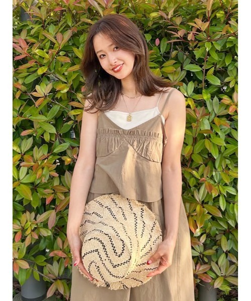 Ungrid(アングリッド)の「キャミデザインワンピース(ワンピース・レディース・ブルー/ブラック/カーキ・FREE)」の17枚目の写真