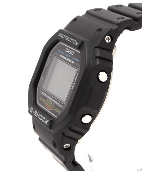 CASIO（カシオ）の「G-SHCOK / DW-5600E-1（アナログ腕時計・メンズ・ブラック・ONE SIZE）」の4枚目の写真
