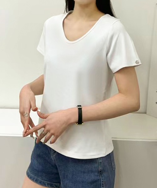 BANICO(バニコ)の「Uネック美シルエットTシャツ (SS)(Tシャツ/カットソー・レディース・ブルー/ブラック/ライトベージュ/ピンク/ホワイト/ライトグレー・FREE)」の11枚目の写真