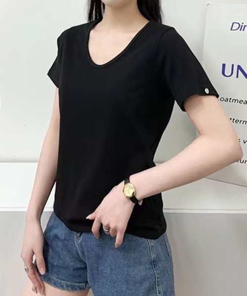 BANICO(バニコ)の「Uネック美シルエットTシャツ (SS)(Tシャツ/カットソー・レディース・ブルー/ブラック/ライトベージュ/ピンク/ホワイト/ライトグレー・FREE)」の12枚目の写真