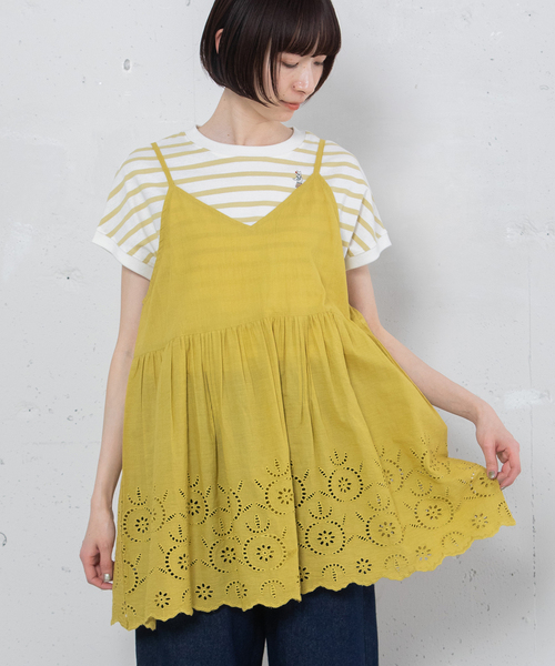 POU DOU DOU（プードゥドゥ）の「＜made in INDIA＞スカラップシフリー刺繍アウターキャミソール（ベスト・レディース・ブラック/イエロー/オフホワイト・M）」の3枚目の写真