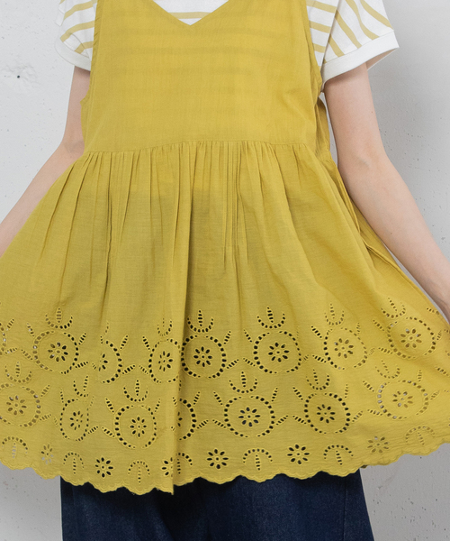 POU DOU DOU（プードゥドゥ）の「＜made in INDIA＞スカラップシフリー刺繍アウターキャミソール（ベスト・レディース・ブラック/イエロー/オフホワイト・M）」の14枚目の写真