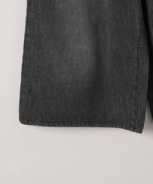 JEANASIS(ジーナシス)の「エンボスデニムハーフパンツ/499013(デニムパンツ・レディース・ブルー/ブラック・SMALL/MEDIUM)」の5枚目の写真