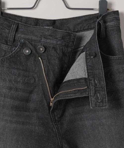 JEANASIS(ジーナシス)の「エンボスデニムハーフパンツ/499013(デニムパンツ・レディース・ブルー/ブラック・SMALL/MEDIUM)」の6枚目の写真